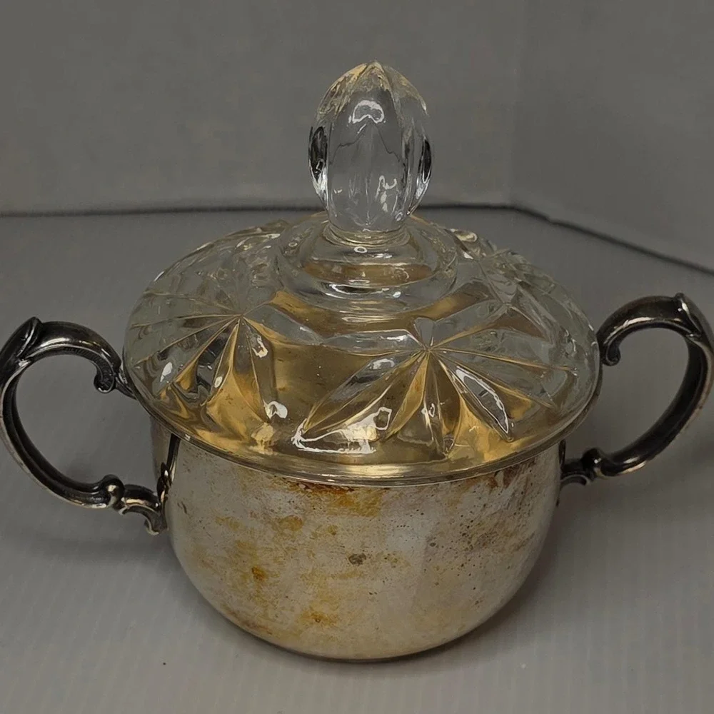 Sheridan Sugar Bowl OS Silver Fair Vintage Silver Plated Cut Glass‎ Lid